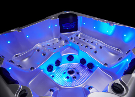 Гидромассажный СПА бассейн Joyee SPA Rome